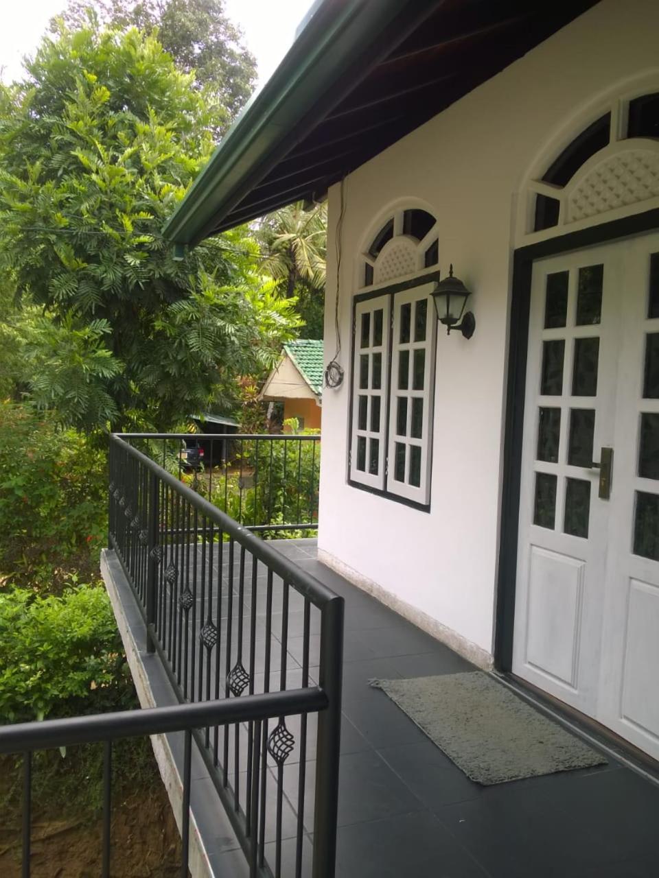 Ella Gypsies Hostel ภายนอก รูปภาพ